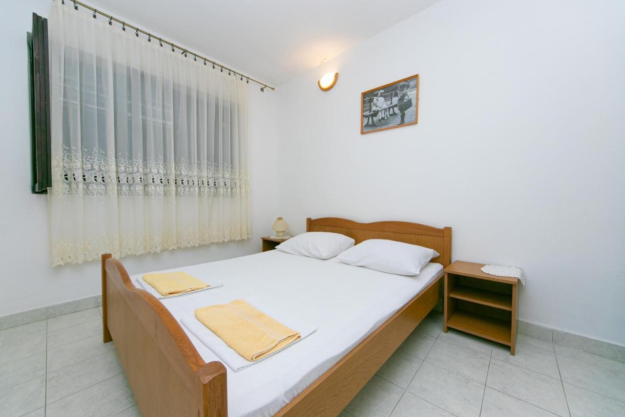 Apartments With A Parking Space Gradac, Makarska - 14708 Exterior photo
