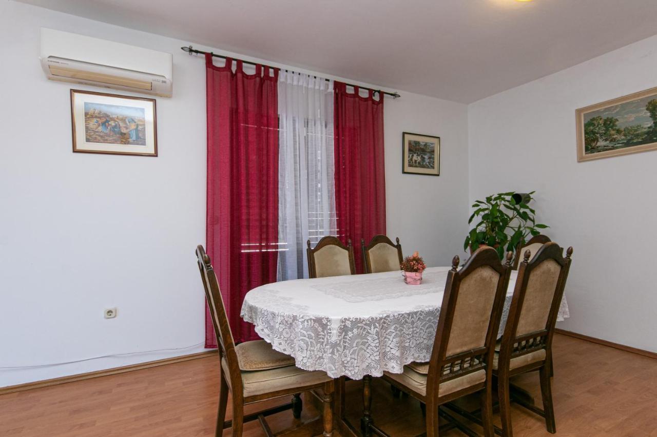 Apartments With A Parking Space Gradac, Makarska - 14708 Exterior photo